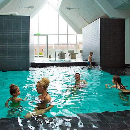 Semesterbostad 4 Person On A In R M Sønderby